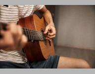 Cours de guitare et de ukulèlè pour débutants